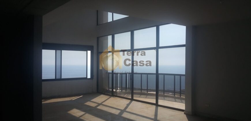 Duplex with panoramic sea and mountain view cash payment. Ref#412