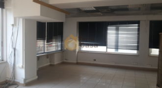 Showroom for rent in zahle suitable for an office prime location.
