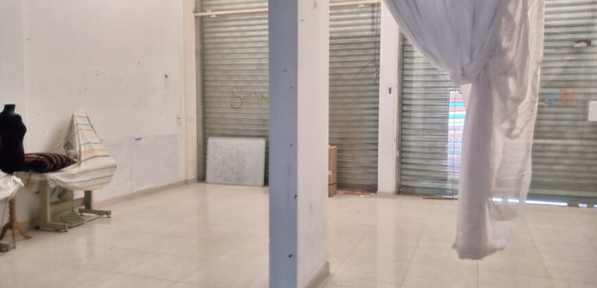 Madinat el sinayia building shop and offices for rent with 930 sqm land #557