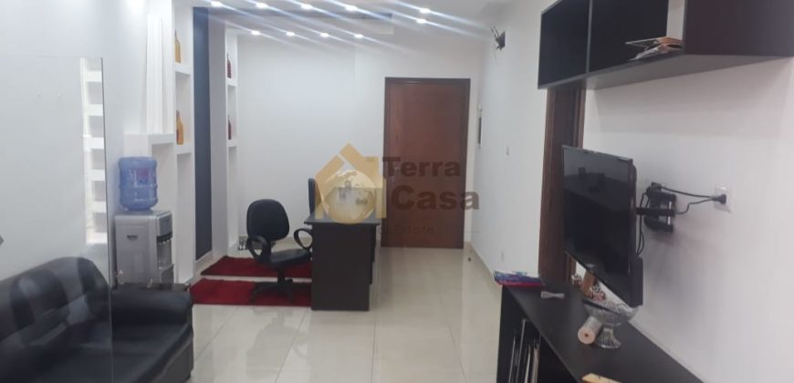 office in qoub elias prime location cash payment.