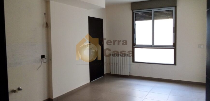 Apartment  brand new with 30 sqm  terrace cash payment.