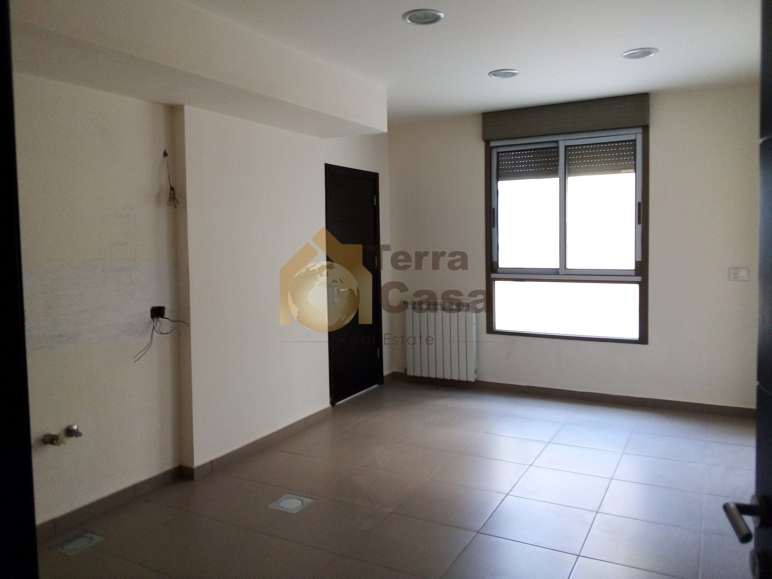 Apartment  brand new with 30 sqm  terrace cash payment.
