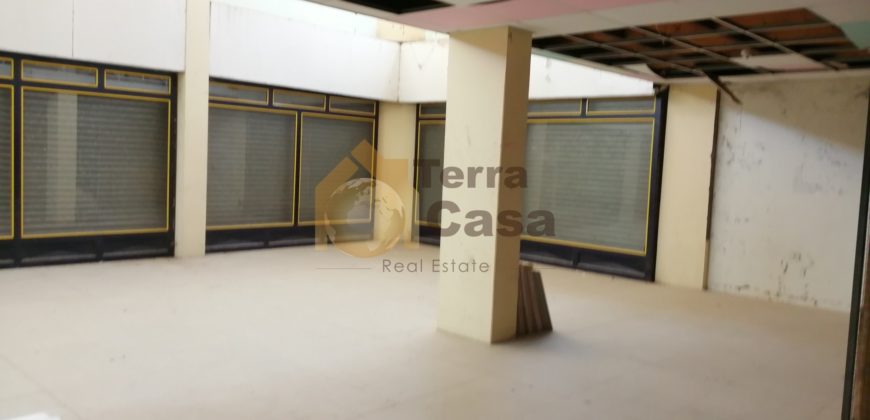 Shop for rent in zahle madinat el sinayia six facades .