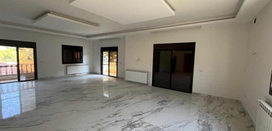 zahle sayde al najat luxurious apartment 230 sqm for rent #1566