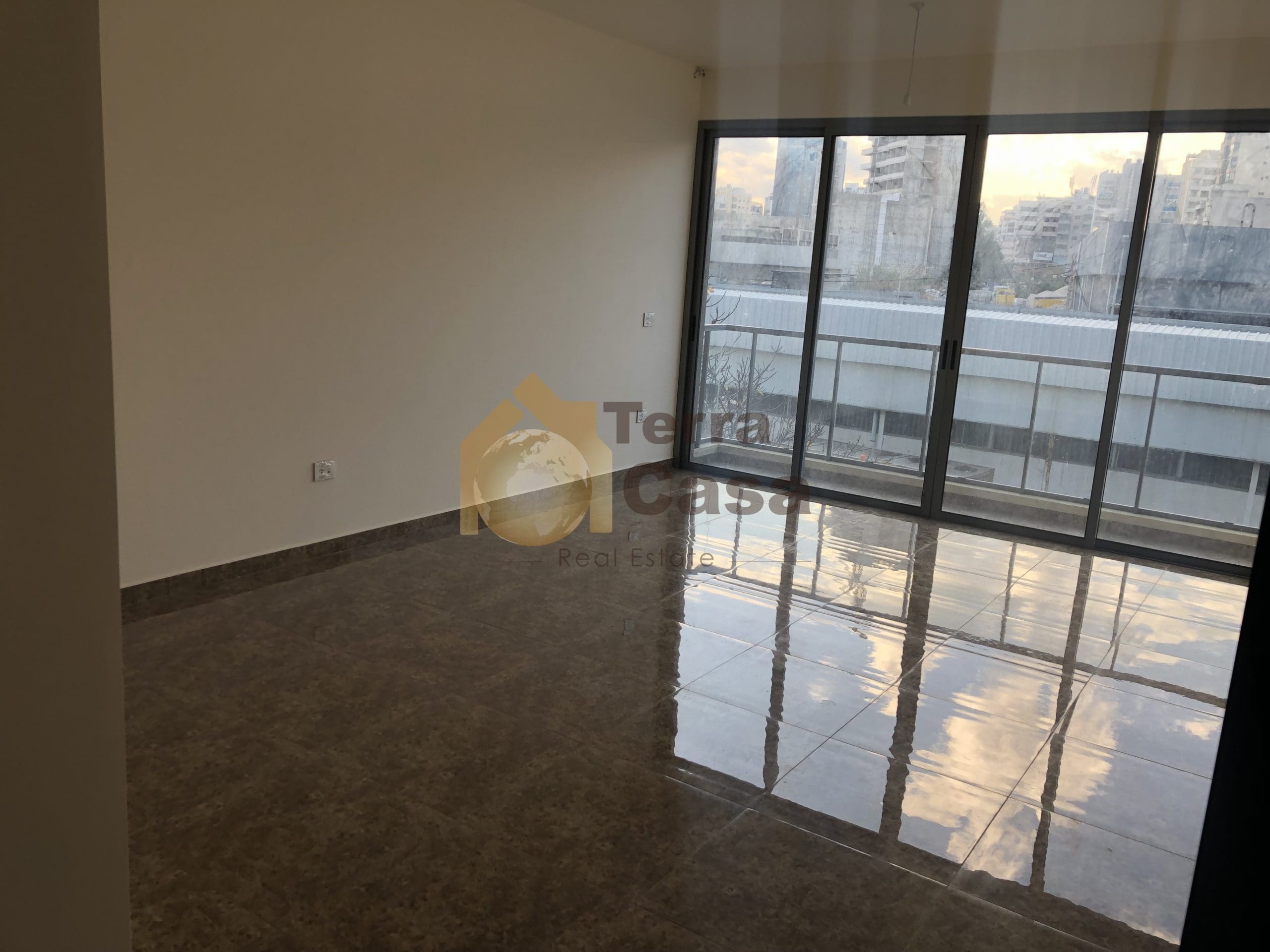 brand new apartment , prime location,  24/24 electricity, Ref#3471