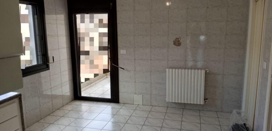 haouch el omara stargate area apartment for rent Ref#3518