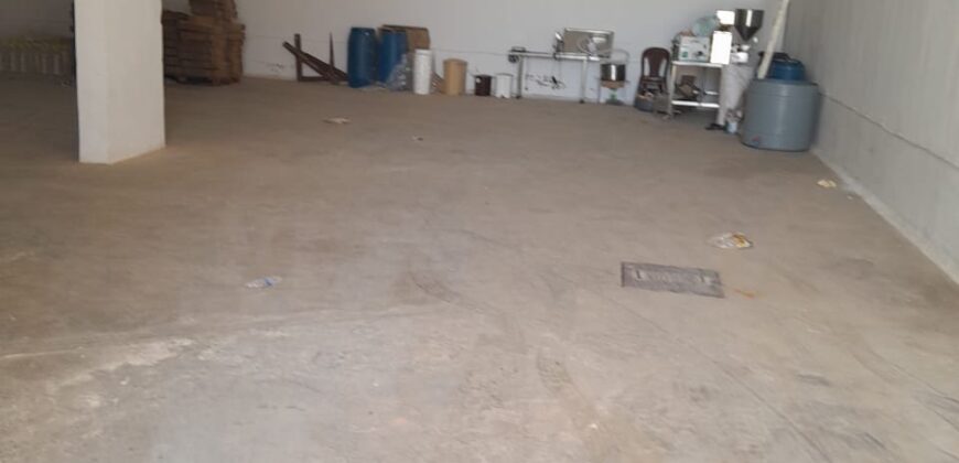 warehouse prime location height 5 m with container entrance Ref#3452