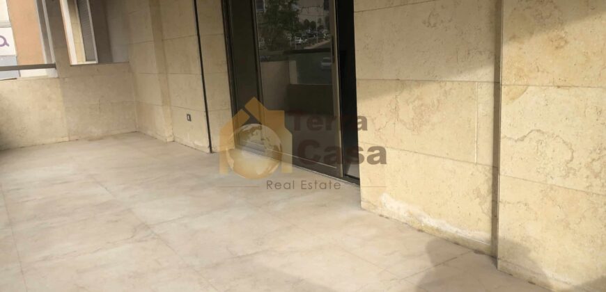 achrafieh apartment for rent , prime location Ref#4168