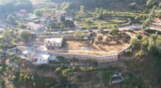 qartaba land 4500 sqm with an old house 212 sqm for sale Ref#4179