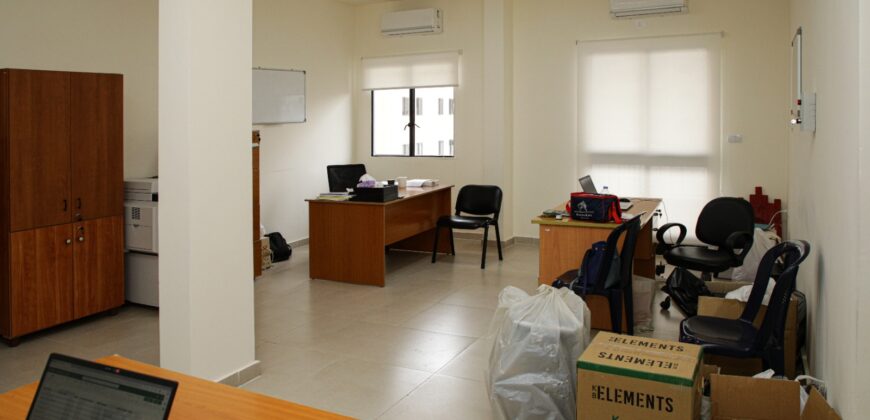 baouchrieh office 400 sqm for rent prime location Ref#4339