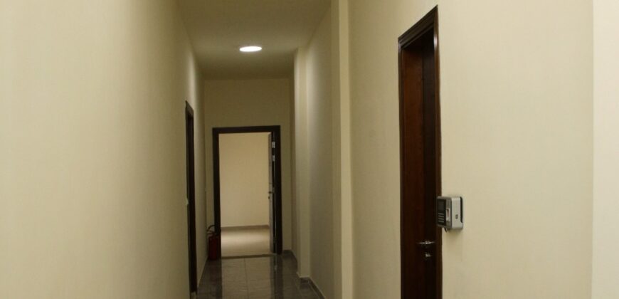 baouchrieh office 400 sqm for rent prime location Ref#4339
