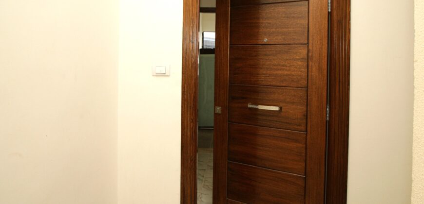 baouchrieh office 400 sqm for rent prime location Ref#4339