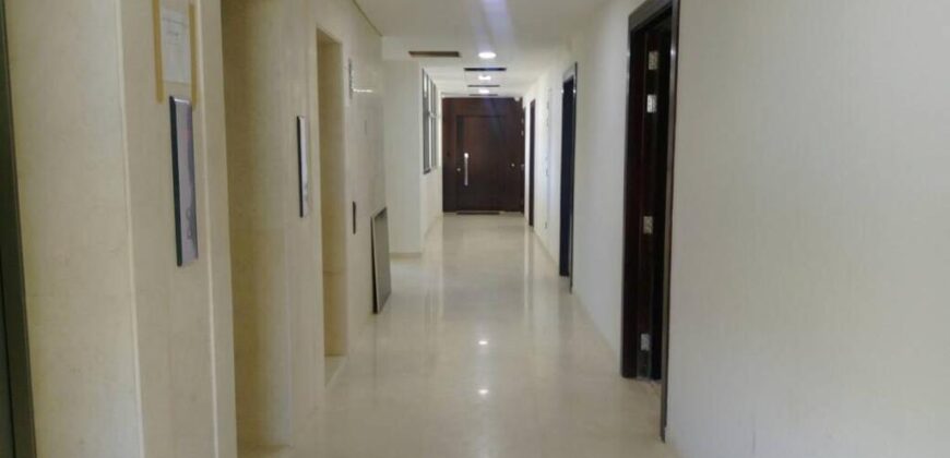 Jisr el wate brand new office in a prestigious building Ref#4413