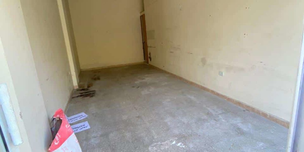 shop 40 sqm for rent in zahle haouch el omara prime location