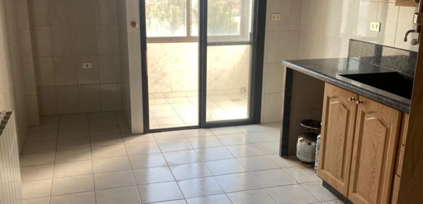 ksara apartment for rent prime location Ref#4781