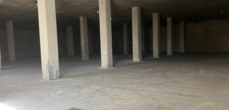 warehouse for rent in haouch el omara with truck entrance prime location