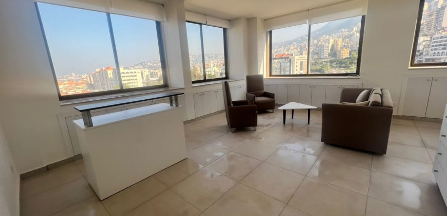 office 55 sqm in jounieh for rent prime location Ref#5010