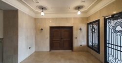 mansourieh showroom ground floor for rent prime location