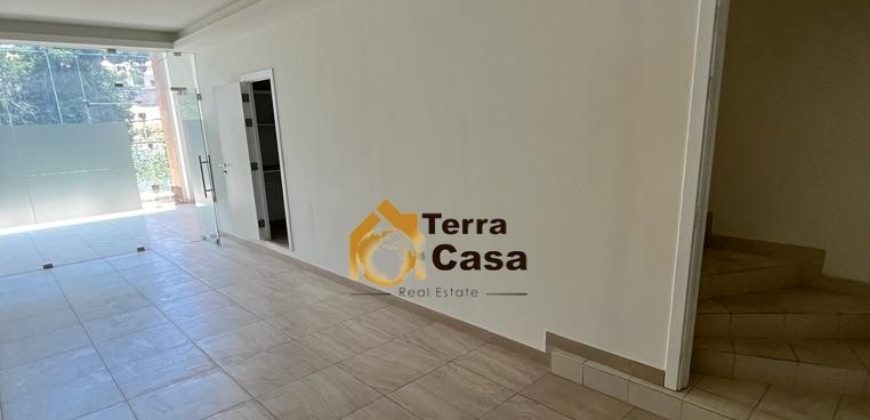zahle boulevard shop for rent prime location Ref#5433