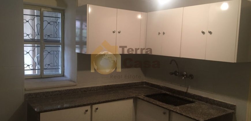 apartment fully renovated prime location for rent Ref#5541