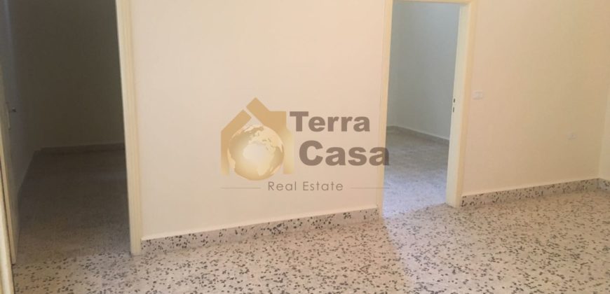 apartment fully renovated prime location for rent Ref#5541