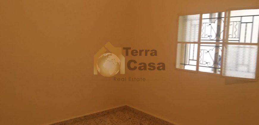 apartment fully renovated prime location for rent Ref#5541