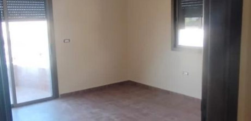 karak 3 bedrooms apartment for sale, prime location Ref#5583