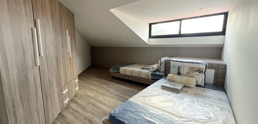 baabdat brand new fully furnished rooftop for rent, open view Ref#5776
