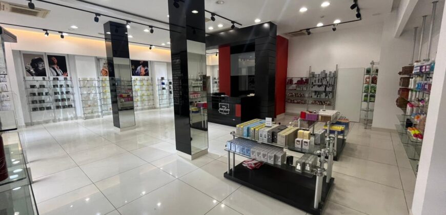 boulevard zahle shop prime location for rent Ref#5774