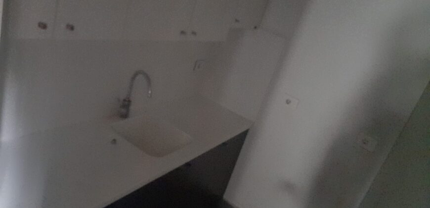 zahle showroom with an apartment for rent prime commercial area Ref#5840