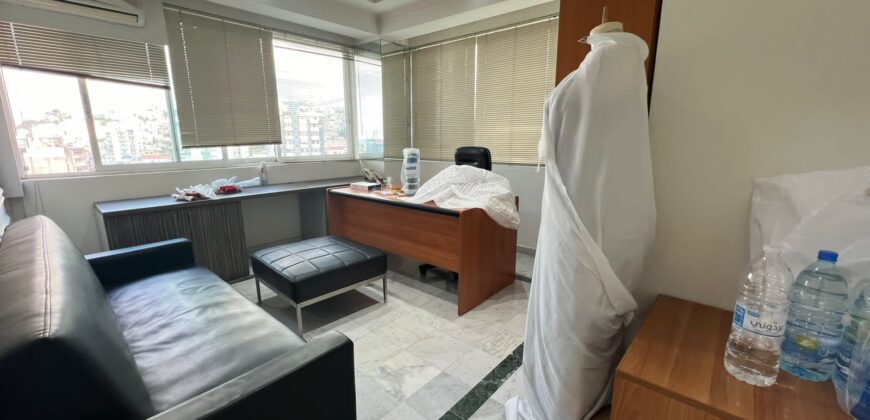 jdeideh office 150 sqm for sale in a calm area Ref#5821