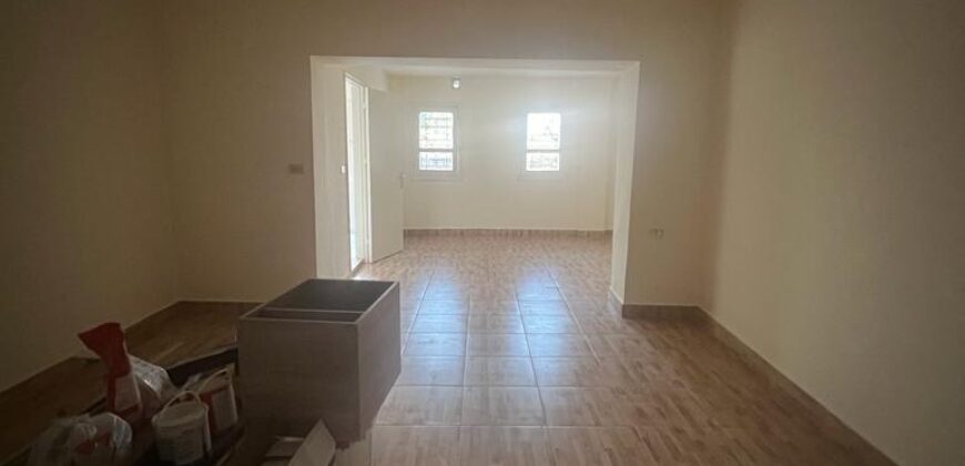haouch el omara ground floor apartment for sale, recently renovated Ref#5823
