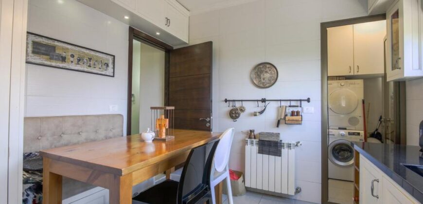 Aoukar fully furnished and luxurious apartment for rent Ref#5816