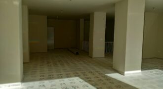zahle haouch el omara shop 300 sqm for rent prime location Ref#5827