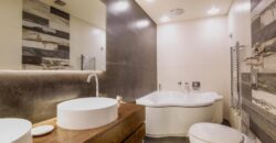 Aoukar fully furnished and luxurious apartment for rent Ref#5816