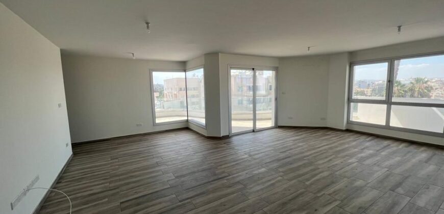 Penthouse in Mackenzie for sale new building panoramic view Ref#0032