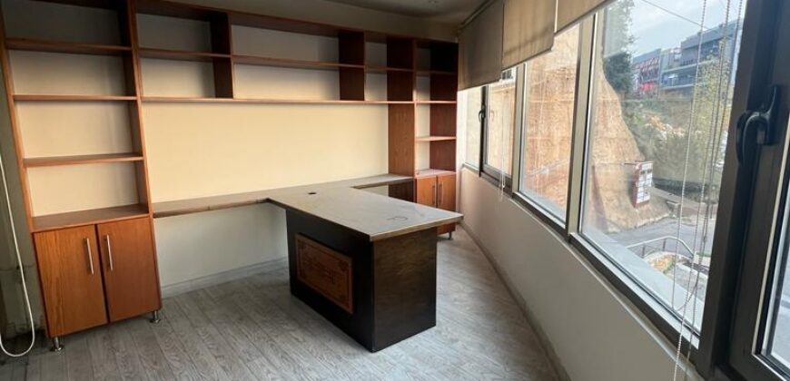 mansourieh office 367 sqm for sale prime location Ref#5909