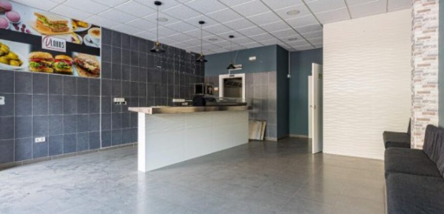 Spain Murcia fully equipped restaurant for sale Ref#3556-01319