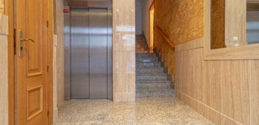 Spain apartment ground floor in calle Rafael Alberti Ref#RML-01908