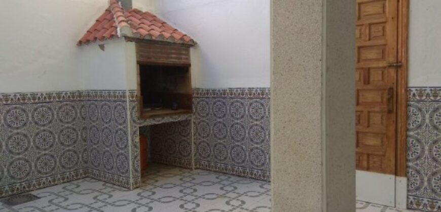 Spain Alicante furnished house on main street near school Ref#3556-00256
