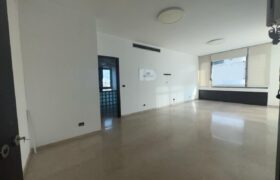 adlieh office 80 sqm for rent prime location Ref#6060