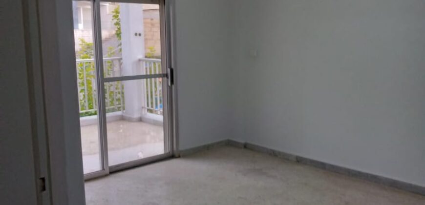 zahle el midan apartment and shop 2 facades for sale Ref#6068