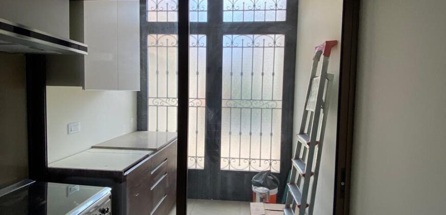 zahle hay el midan apartment for sale with view Ref#6148