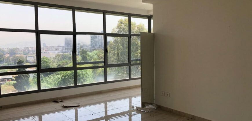 achrafieh new office for rent in a business center Ref#6216