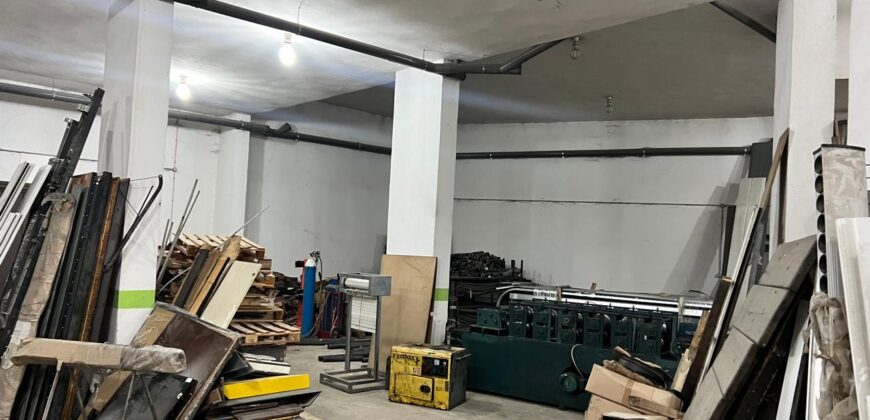 haouch el omara warehouse 800m for rent stargate area Ref#6235