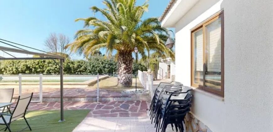 Spain Alicante get your residence visa! villa with a large plot RML-01963