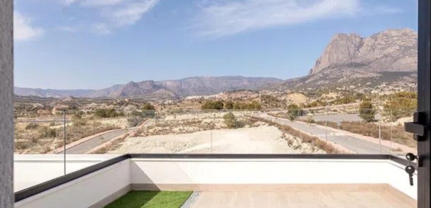 Spain Alicante brand new luxury villa with pool in Finestrat 0000078