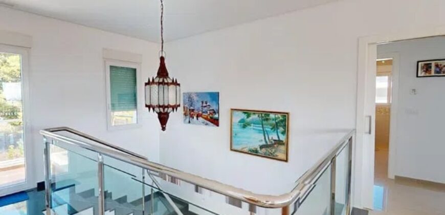 Spain Alicante fully furnished magnificent villa with sea view 000159