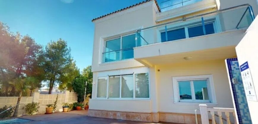 Spain Alicante fully furnished magnificent villa with sea view 000159