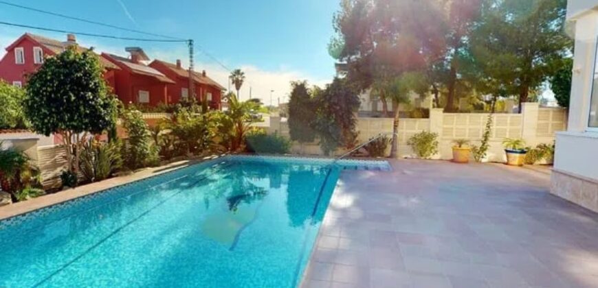 Spain Alicante fully furnished magnificent villa with sea view 000159